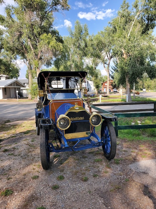 About Gunnison Inn